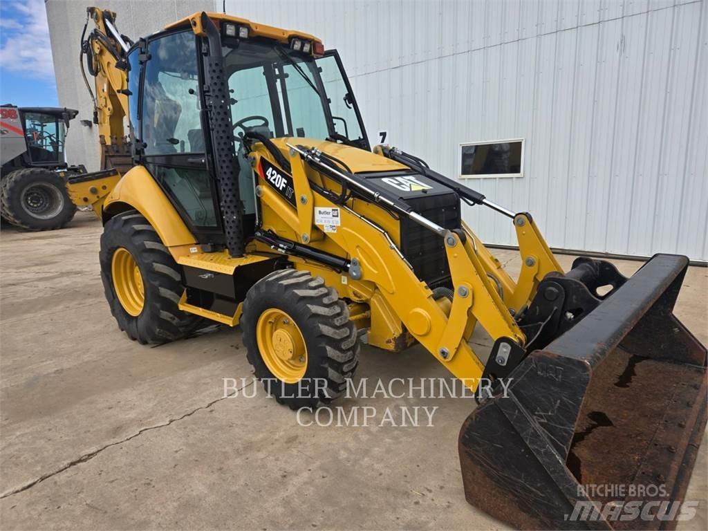 CAT 420F Backhoe