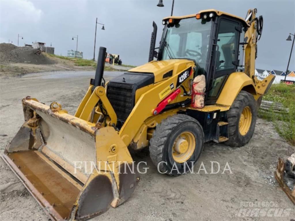 CAT 420F2 Backhoe