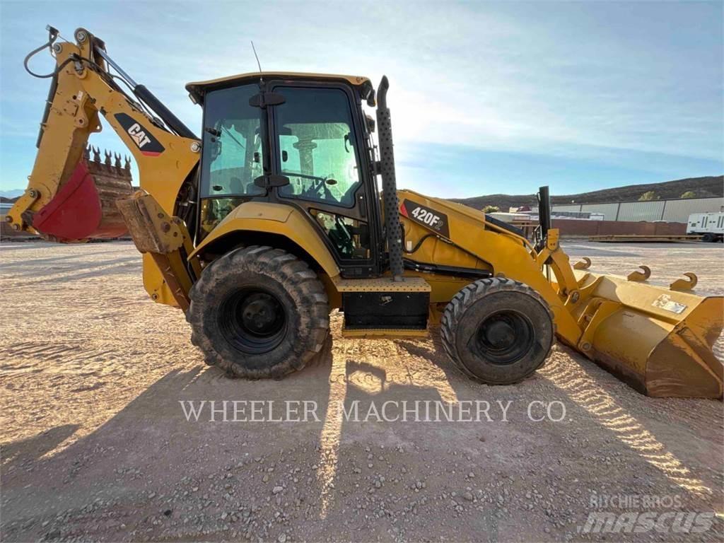 CAT 420F2 Backhoe