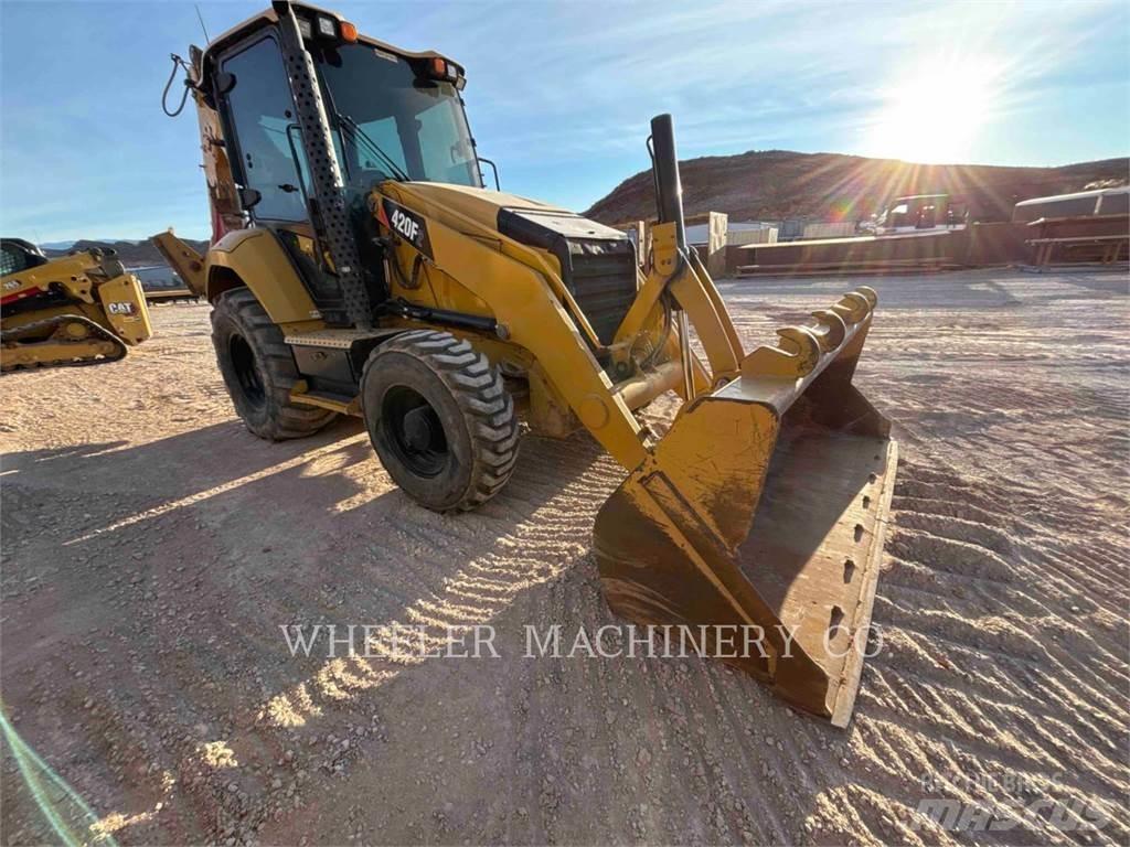 CAT 420F2 Backhoe
