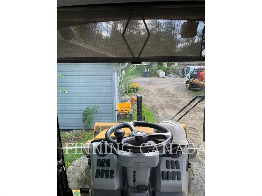 CAT 420F2 Backhoe