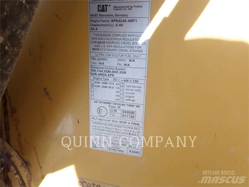 CAT 420F2 Backhoe
