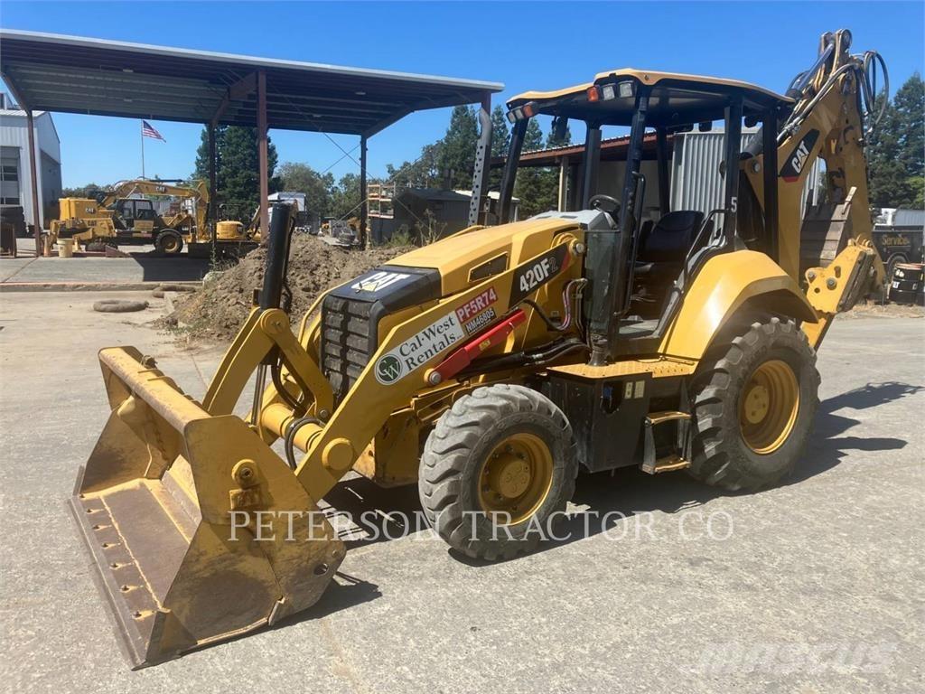 CAT 420F2 Backhoe