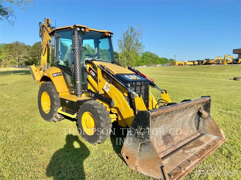 CAT 420F2 Backhoe