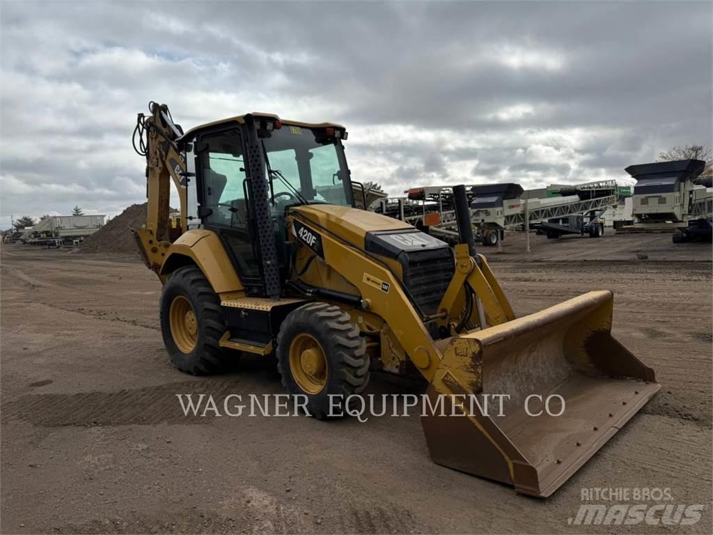 CAT 420F2 4WDE Backhoe