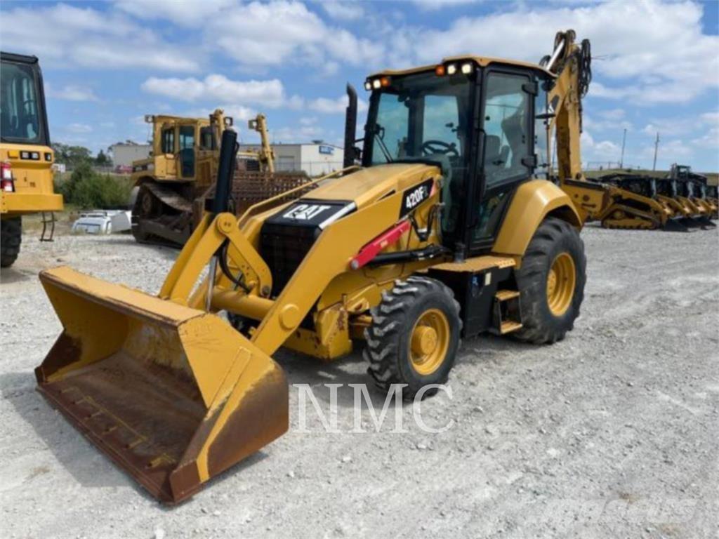 CAT 420F2 ST Backhoe