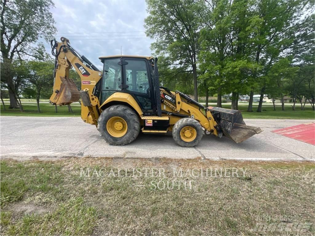 CAT 420F2IT Backhoe