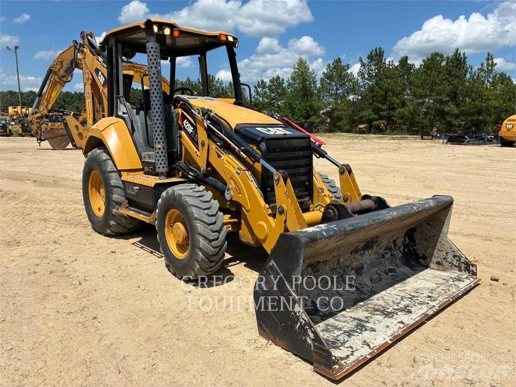 CAT 420F2IT Backhoe