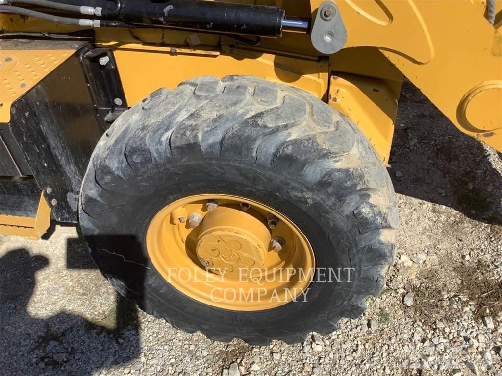 CAT 420F2IT Backhoe