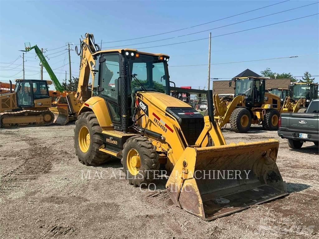 CAT 420F2ST Backhoe