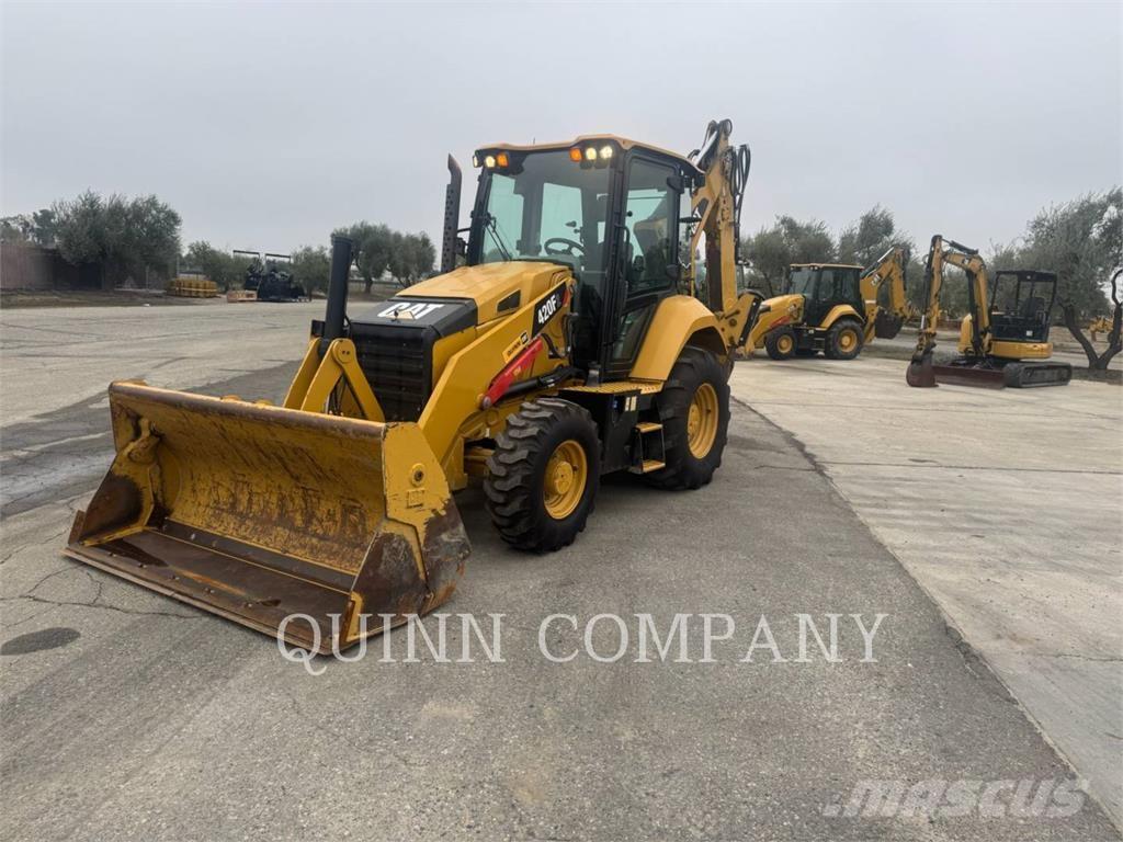CAT 420F2ST Backhoe