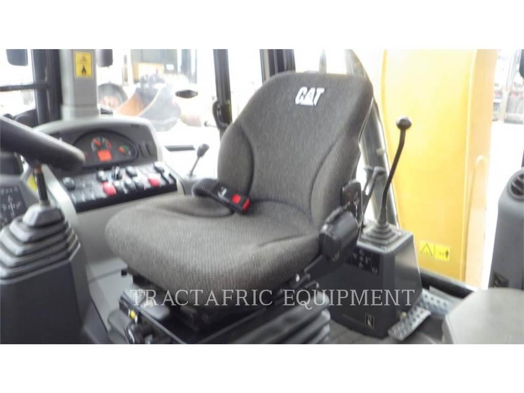 CAT 426F2LRC Backhoe