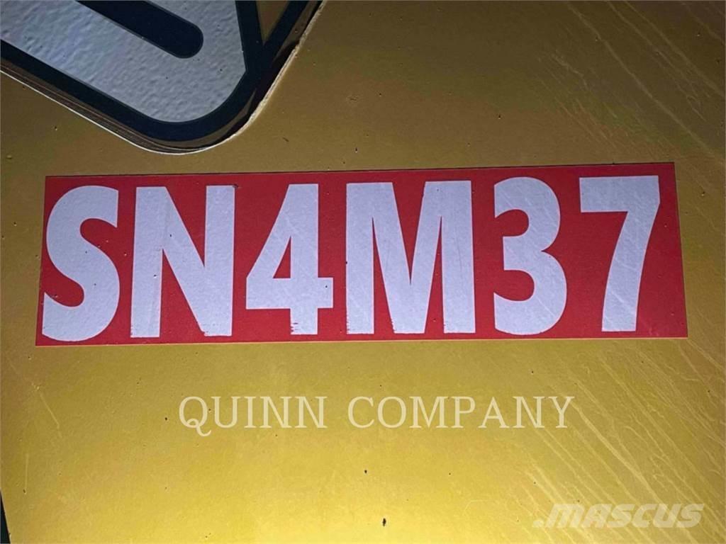 CAT 430 Backhoe