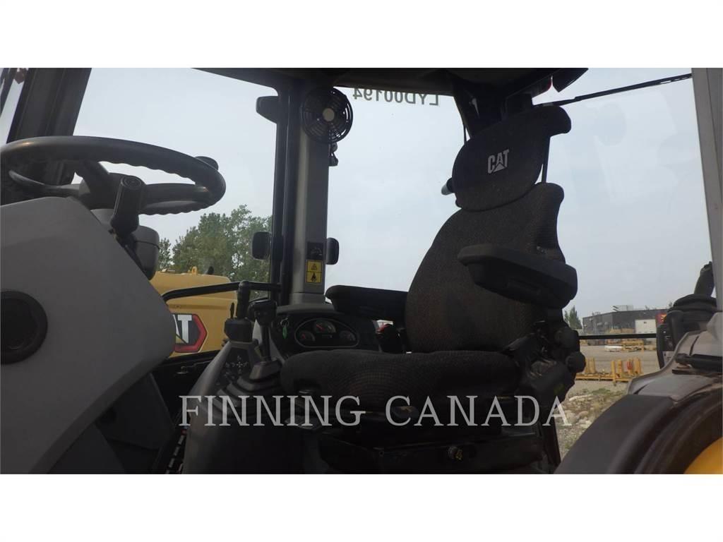 CAT 430F2 Backhoe