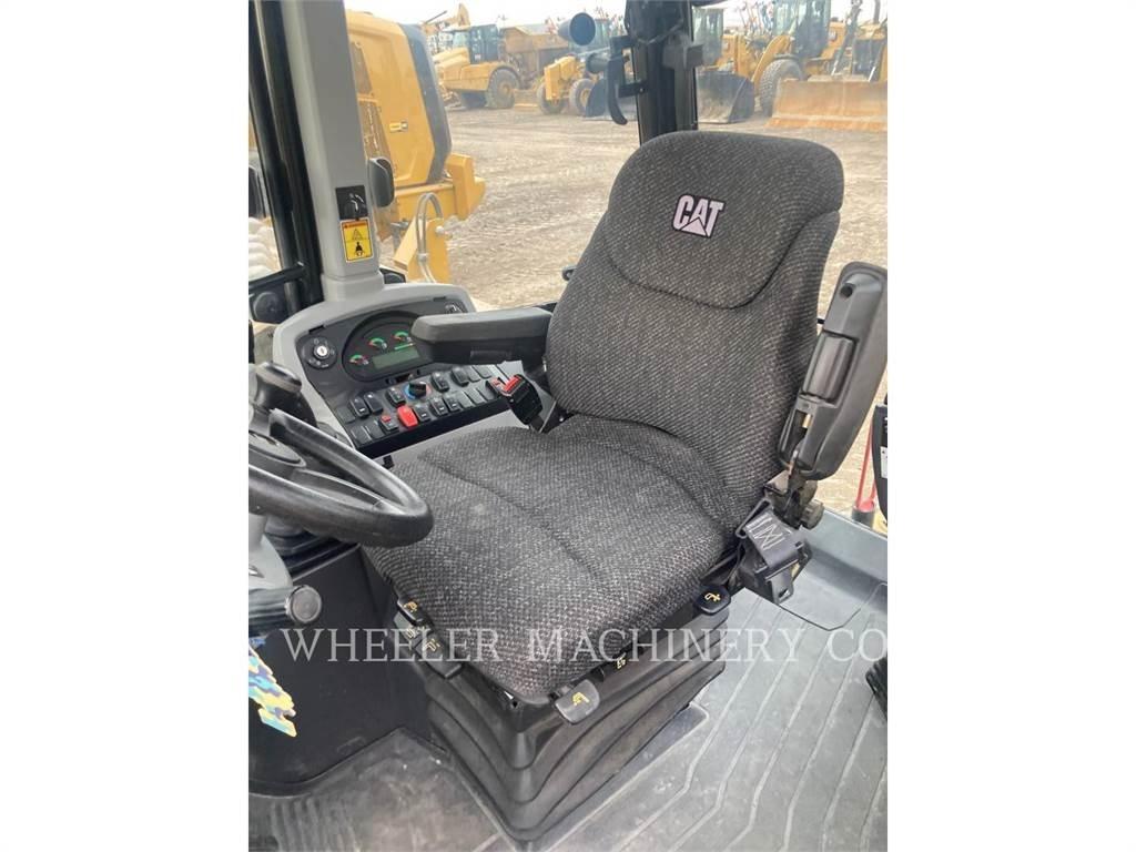 CAT 430F2 ITCF Backhoe