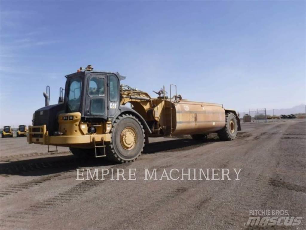 CAT 621K WW Water bowser