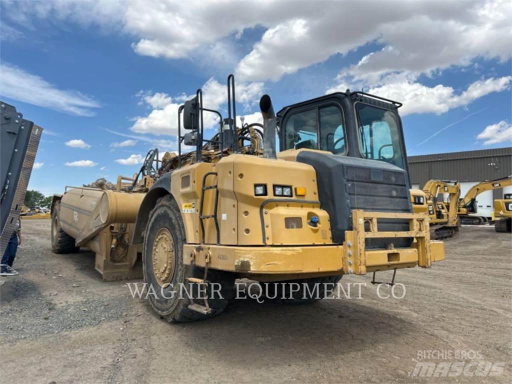 CAT 621K WW Water bowser