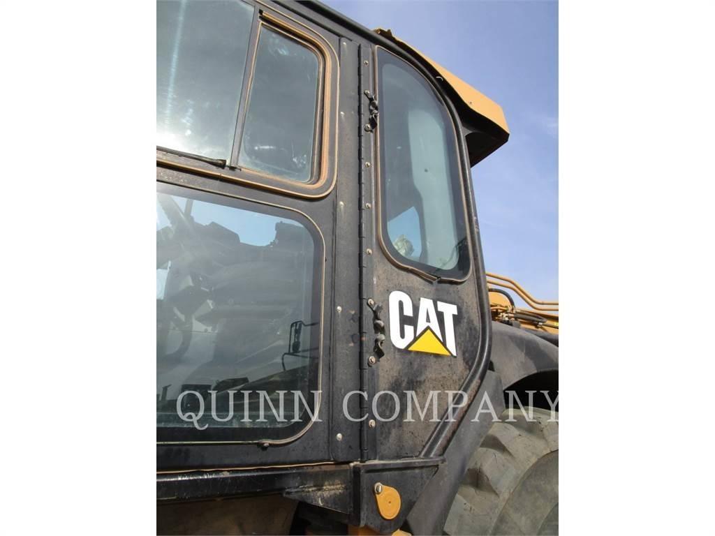 CAT 623H Scrapers