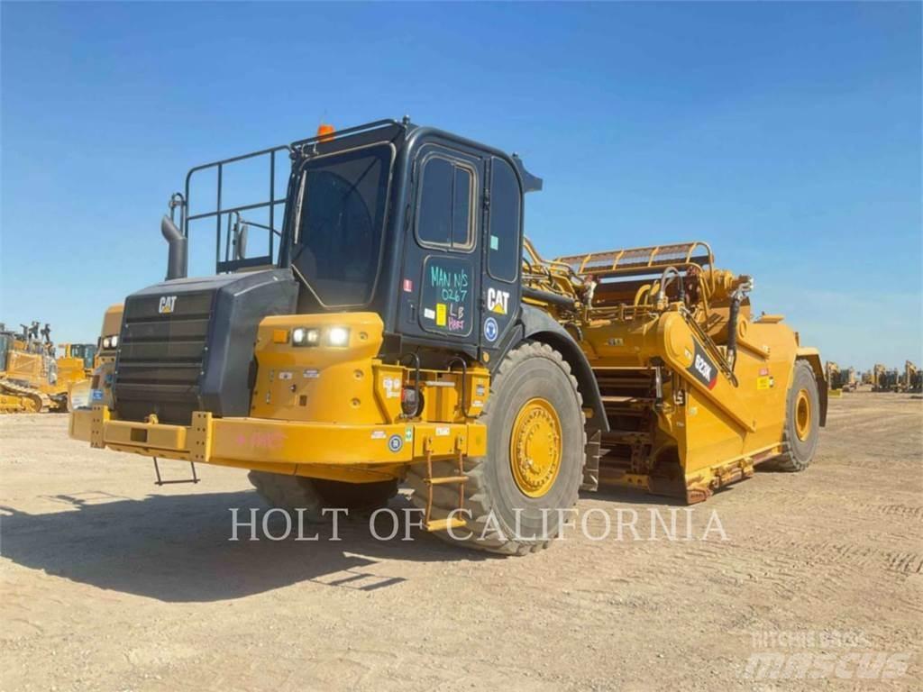 CAT 623K Scrapers