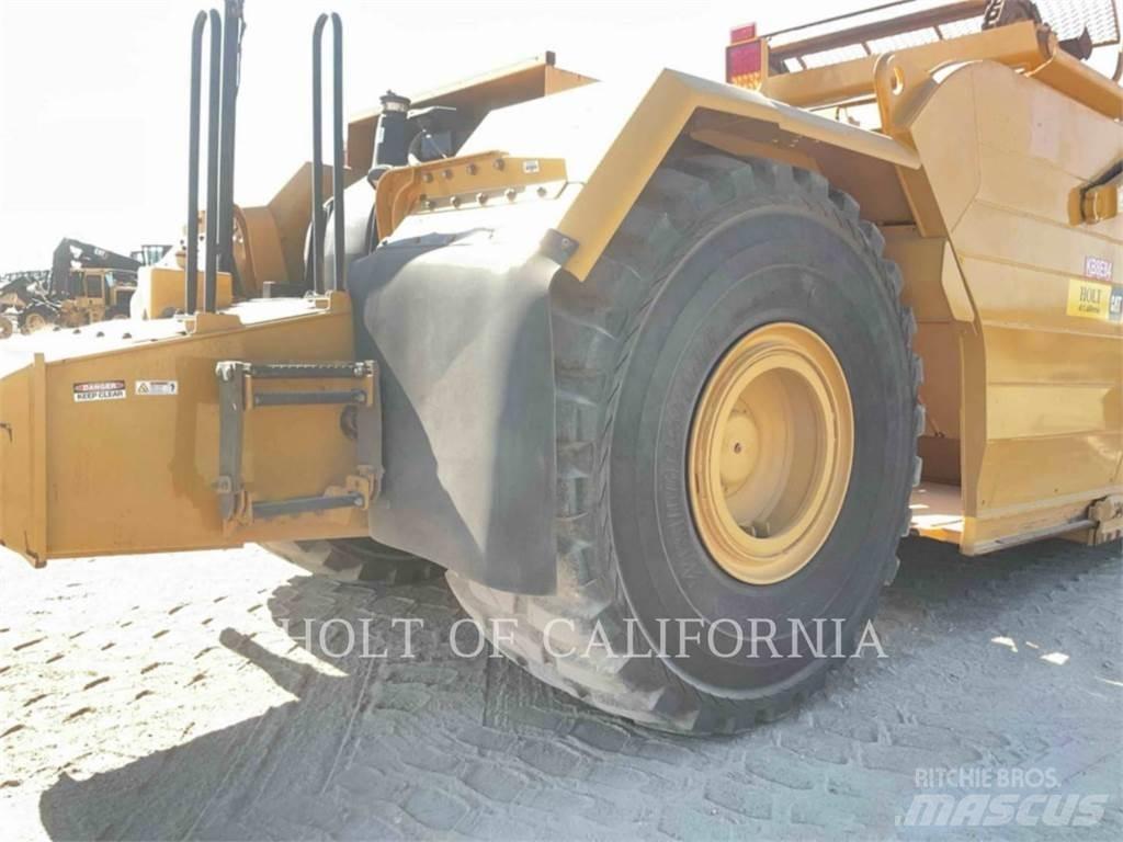 CAT 623K Scrapers