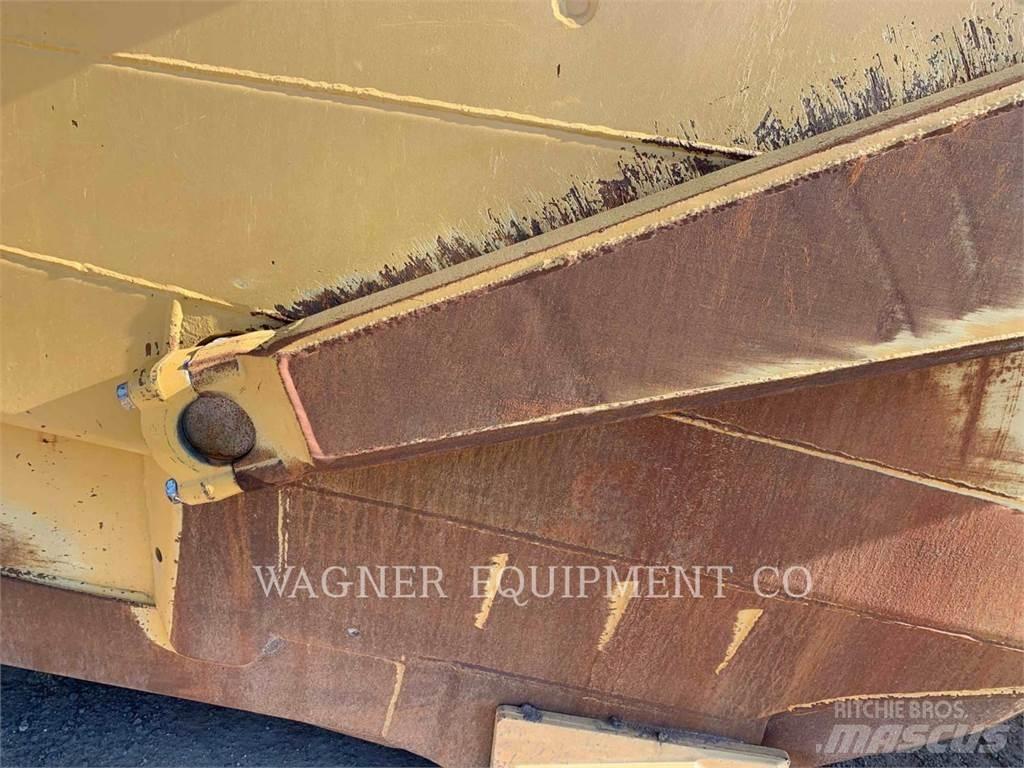 CAT 627K Scrapers