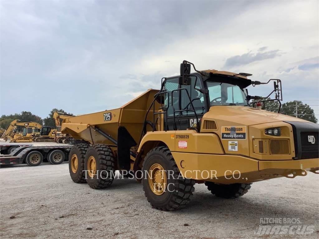 CAT 725 Articulated Haulers