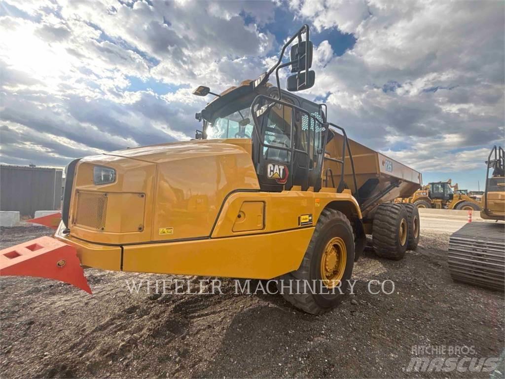 CAT 725 Articulated Haulers