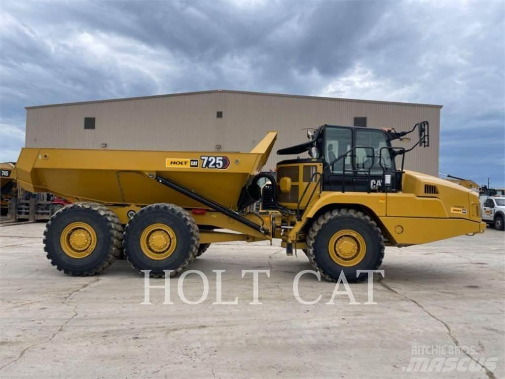 CAT 725 Articulated Haulers