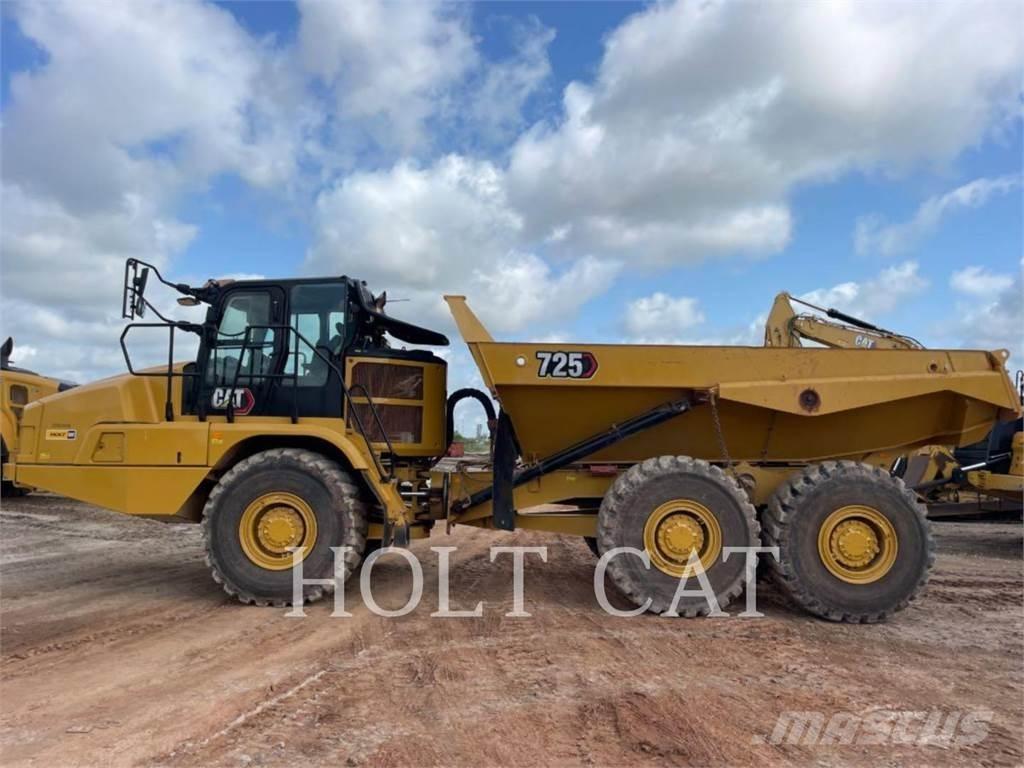 CAT 725 Articulated Haulers