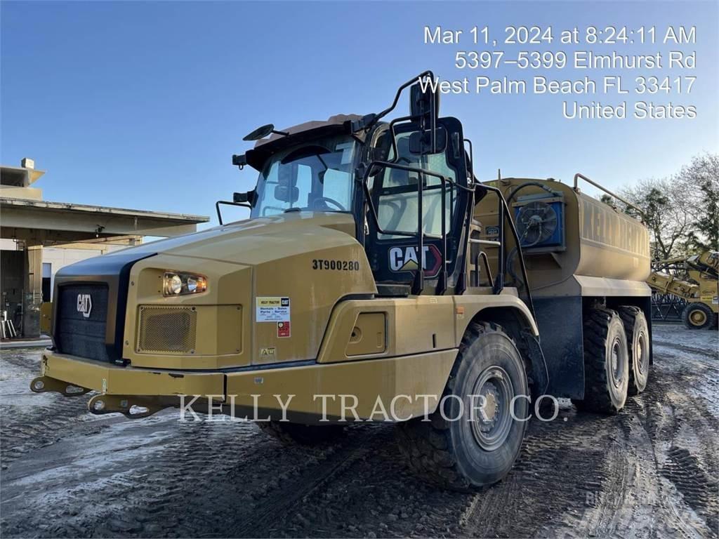 CAT 725 Articulated Haulers