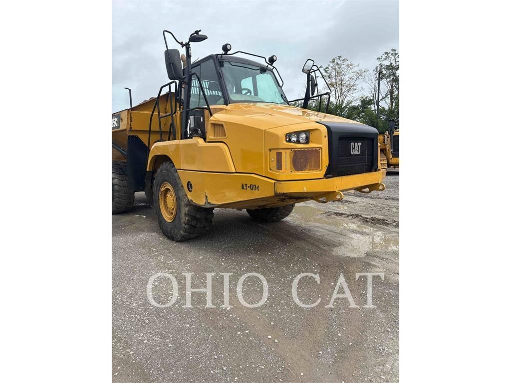 CAT 725 C2 Articulated Haulers