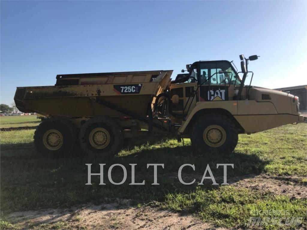 CAT 725C Articulated Haulers