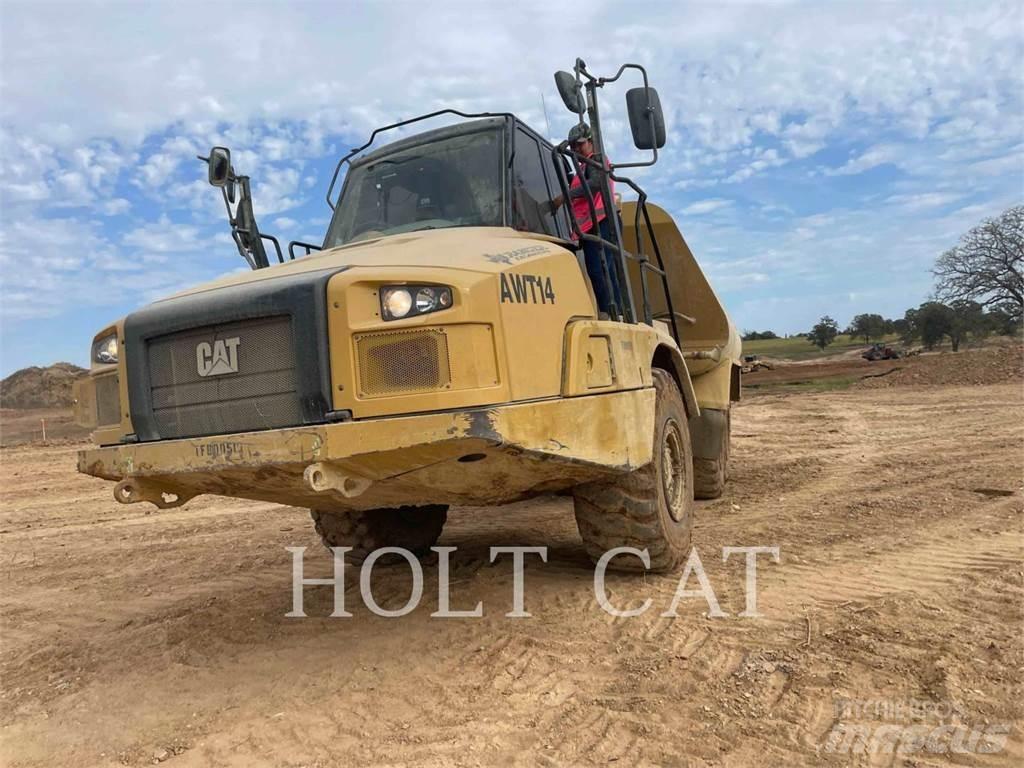 CAT 725C Articulated Haulers