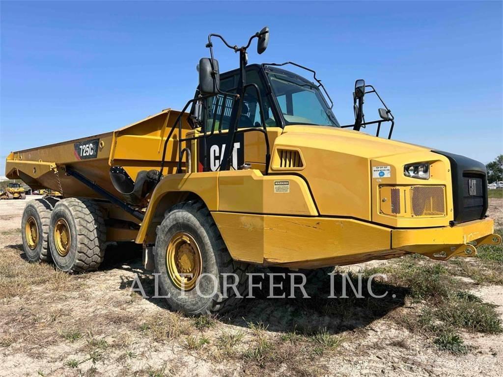 CAT 725C2 Articulated Haulers
