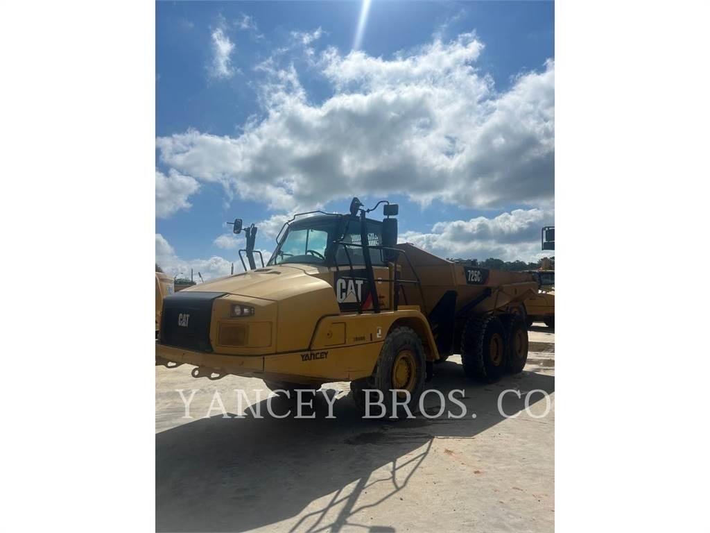 CAT 725C2 Articulated Haulers