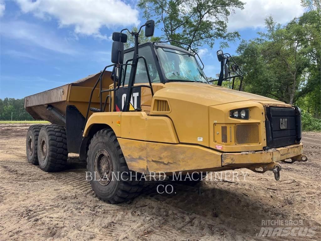 CAT 725C2 Articulated Haulers