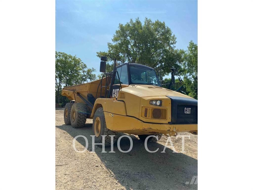 CAT 725C2 Articulated Haulers