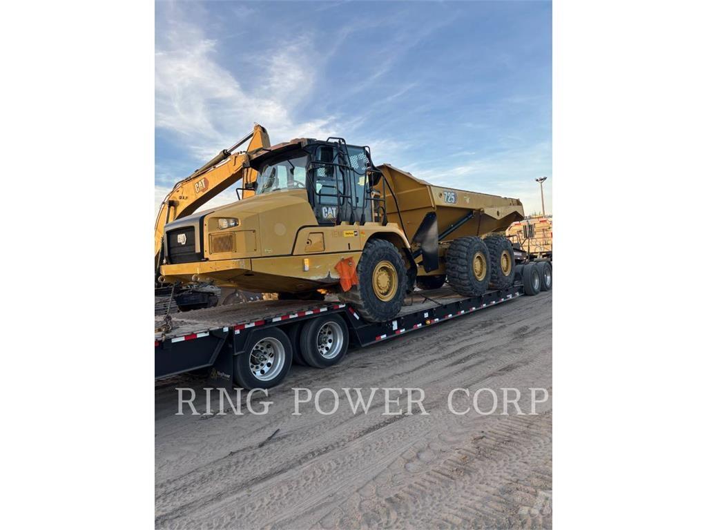CAT 725TG Articulated Haulers
