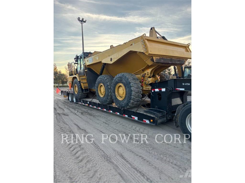 CAT 725TG Articulated Haulers