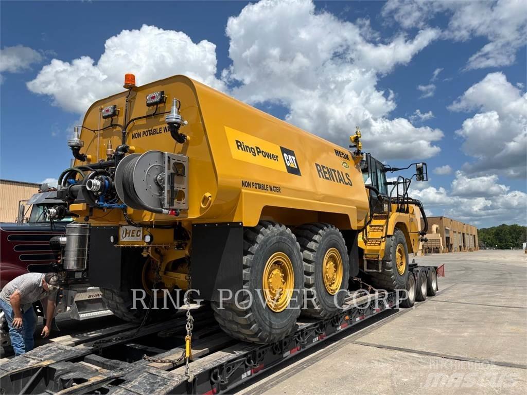 CAT 725WW Tanker trucks