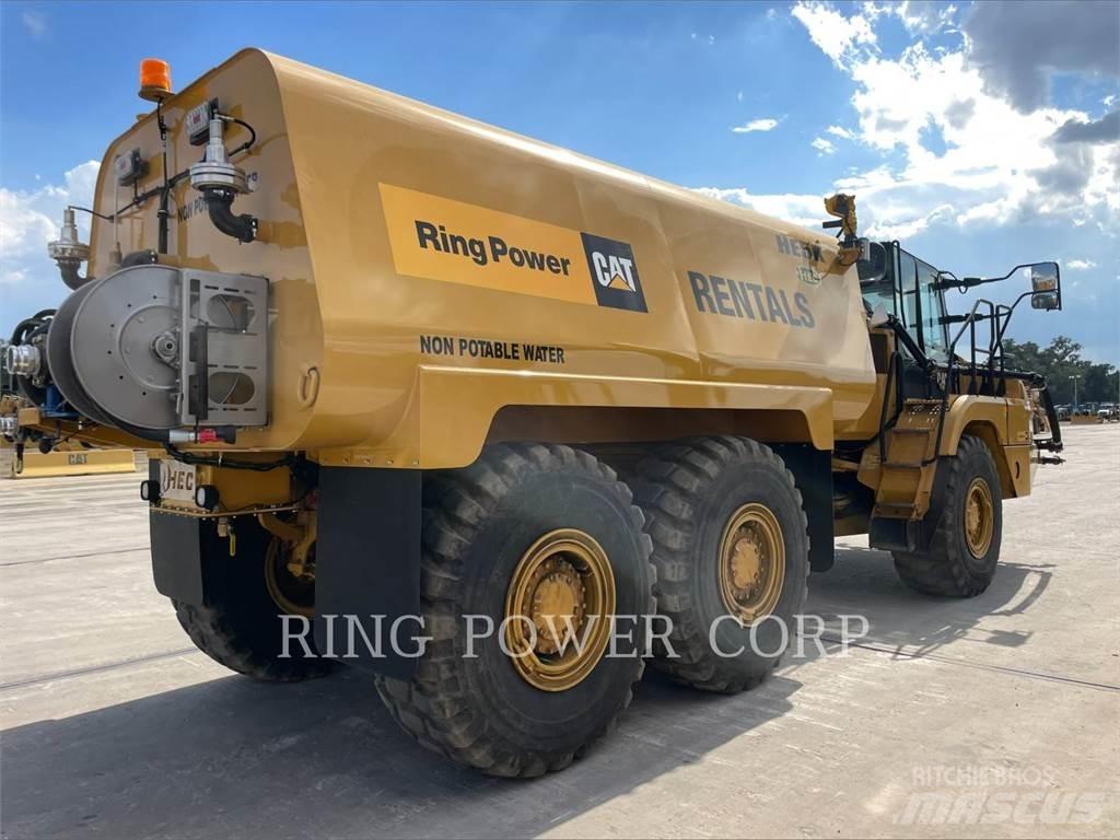 CAT 725WW Tanker trucks