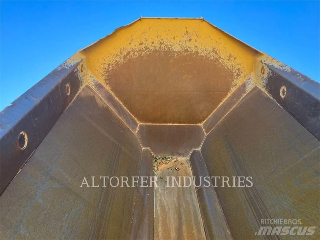 CAT 730 Articulated Haulers