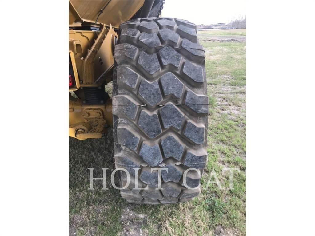 CAT 730 Articulated Haulers