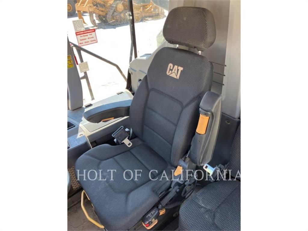 CAT 730 Articulated Haulers
