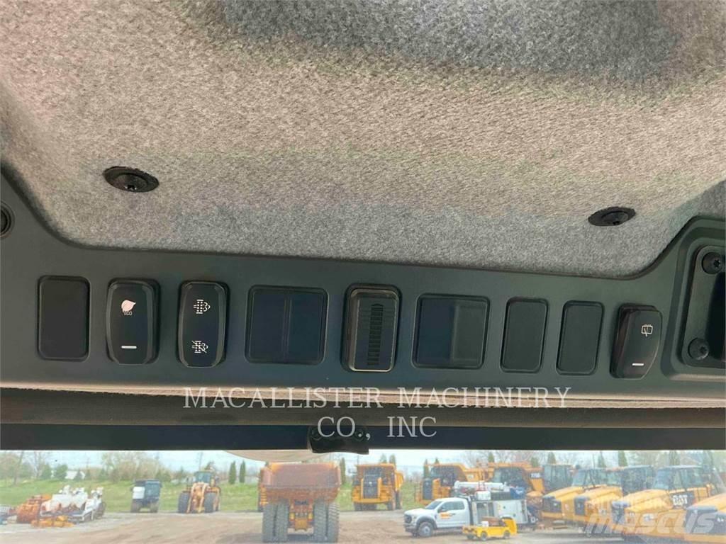 CAT 730 Articulated Haulers