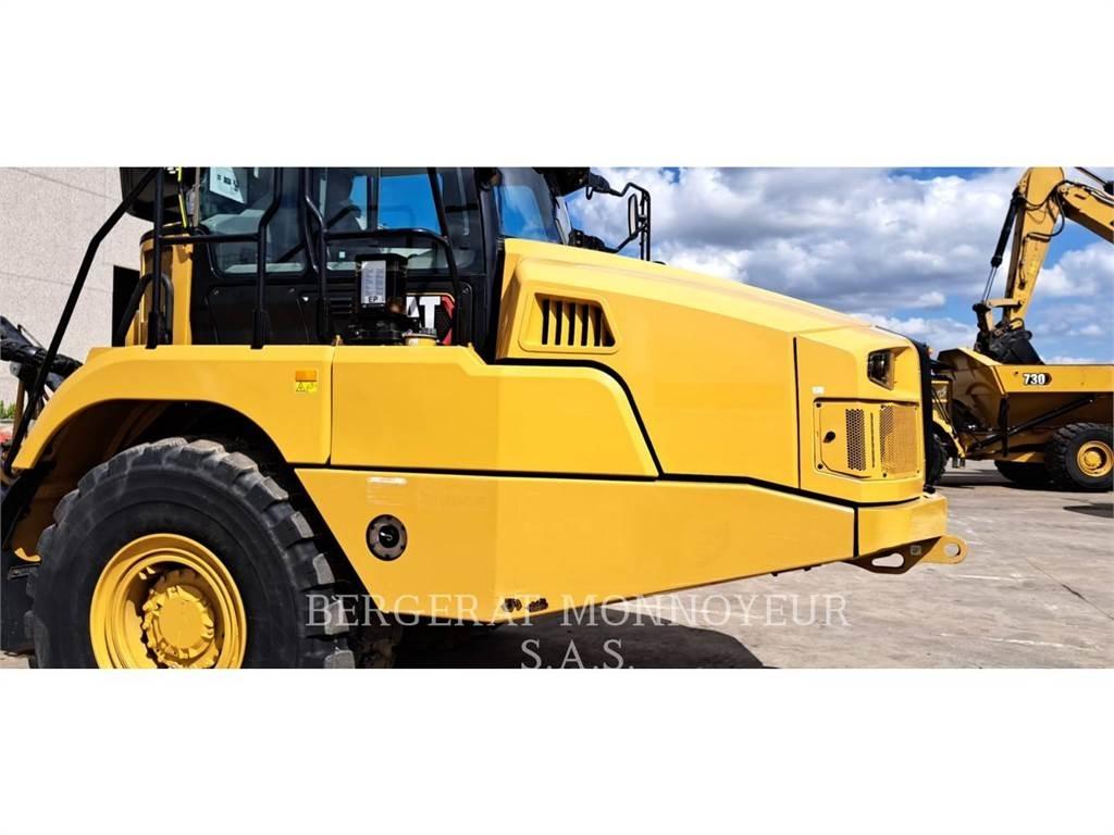 CAT 730 Articulated Haulers