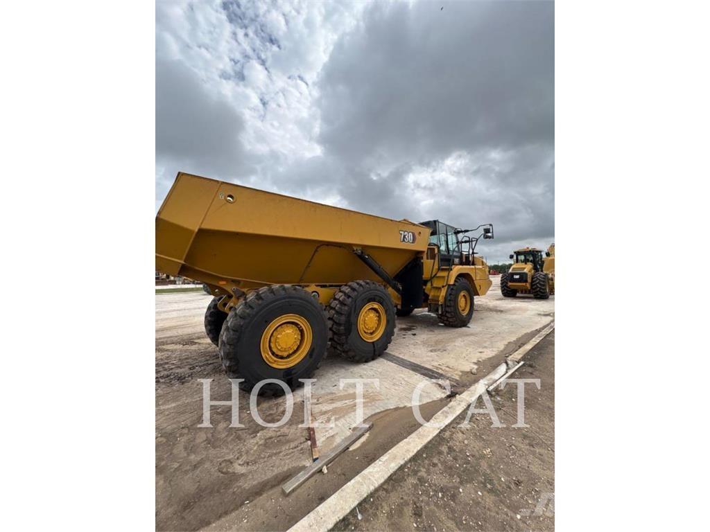 CAT 730 Articulated Haulers