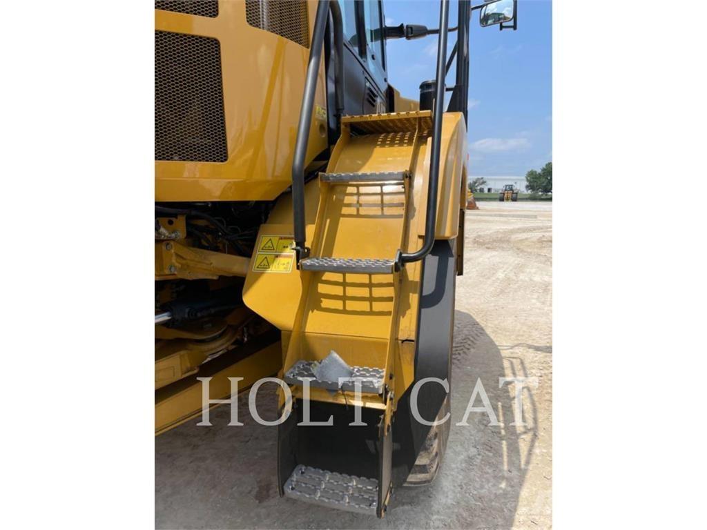 CAT 730 Articulated Haulers
