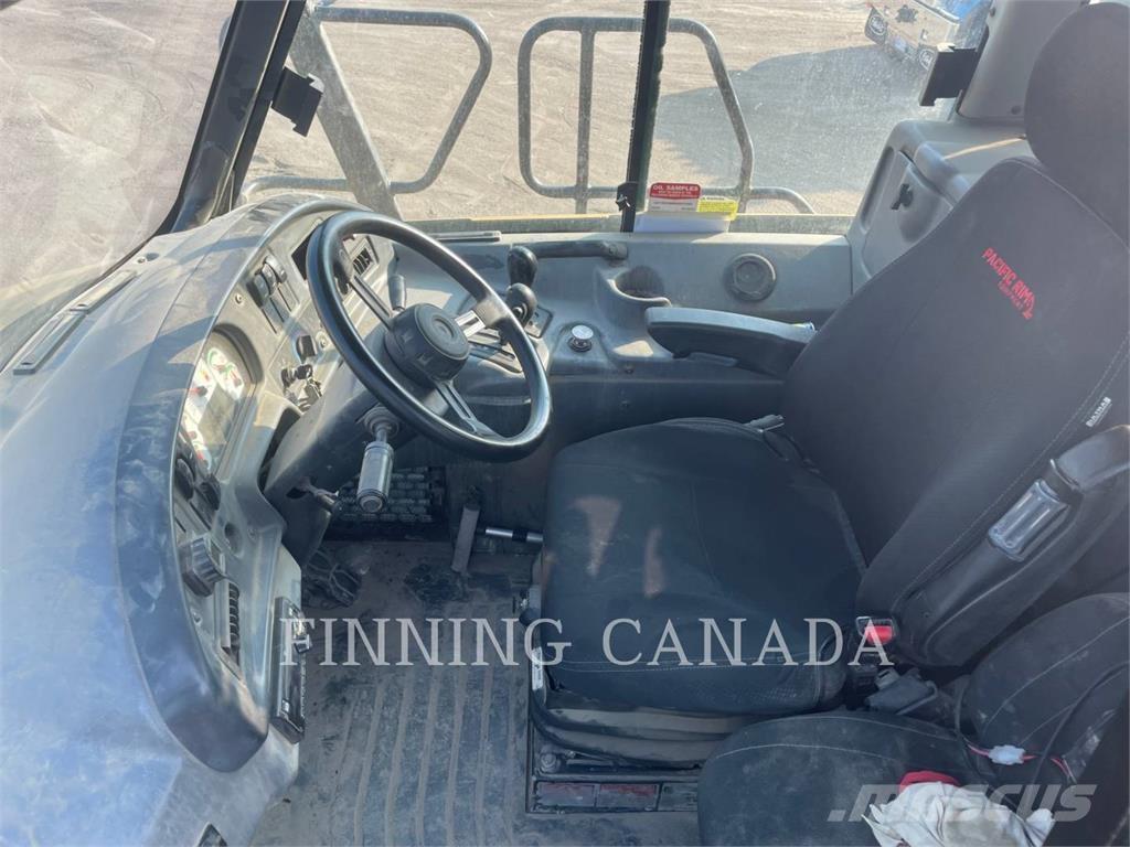 CAT 730 Articulated Haulers