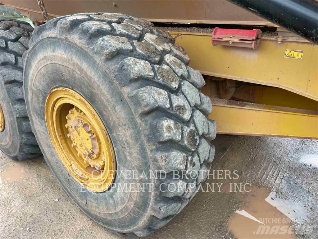 CAT 73004 Articulated Haulers